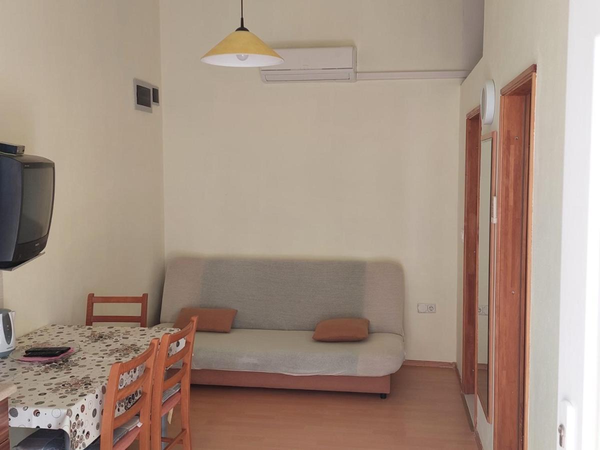 Apartmani Toni Vodice Exterior foto